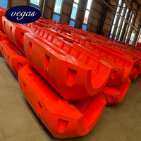 Offre Spéciale fabrication drague tuyau en caoutchouc avertissement flottant dragage tuyau ponton flotteur barrière mousse pétrole déversement Boom