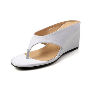 Sandalias Planas de Verano para Mujer, Estilo Nuevo, Simples y Versátiles, de Color Liso, con Tira Delantera y Trasera, a la Moda - Product Image 2