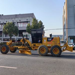 Niveleuse à moteur Caterpillar 140G d'occasion de 14 tonnes avec boîte de vitesses et pompe, modèle 2023, pour travaux de construction, d'exploitation minière et de terrassement - Product Image 2