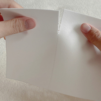 Plus efficace et pratique que les dosettes liquides, savon entièrement naturel, lessive la plus douce, feuilles de papier