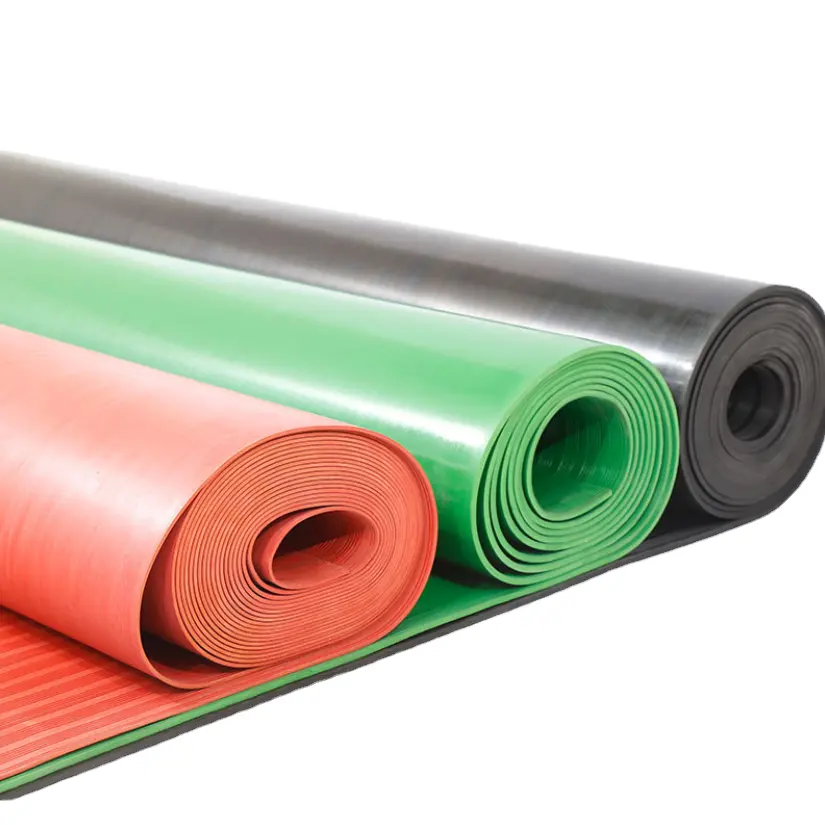 ยางกันลื่นสีเขียวสีแดง ใบวิลโลว์สีดํา ฉนวนกันความร้อนพื้นผ้าห่ม
