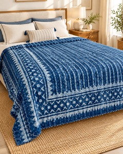 Elegante Tela de Algodón Azul Índigo Hecha a Mano con Estampado Tradicional Indio, Rayas Artísticas y Bordes Geométricos Decorativos - Product Image 2