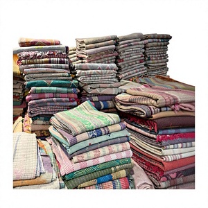 Colcha Kantha Bordada de Algodón Ecológico con Diseño de Patchwork - Textil para el Hogar, Cubre Sofá - Product Image 1