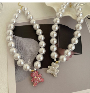 Collar con Colgante <span class=keywords><strong>de</strong></span> Oso con Circonitas Cúbicas y Perla <span class=keywords><strong>de</strong></span> Agua Dulce, Estilo Y2K, Joyería <span class=keywords><strong>de</strong></span> Moda para Mujeres y Niñas, Regalo - Product Image 3