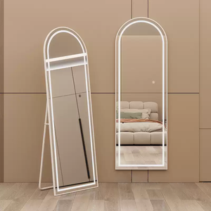 Miroir <span class=keywords><strong>sur</strong></span> <span class=keywords><strong>pied</strong></span> pleine longueur à LED dimmable, style français, avec cadre en métal noir et dessus arqué, idéal pour chambre et dressing – Vente en gros - Product Image 4