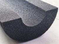 Coque de tuyau en verre mousse moderne à haute résistance à la compression, écologique, pour l'isolation des pipelines industriels, avec caractéristiques ignifuges