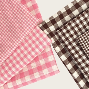 Tissu en coton teint en fil à tissage uni 21S à carreaux pour chemises et ensembles de pyjama - Product Image 1