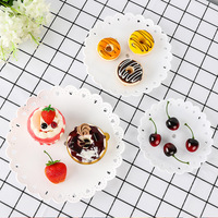 Présentoir à desserts en plastique à trois niveaux de style européen avec design rotatif, épaissi et robuste, pour KTV, mariage, plateau à bonbons