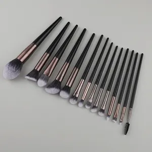 Neuankömmling 14 Pcs Professional Single Makeup Brush Neu gestalteter Großhandel Holzgriff Hochwertiges Makeup Brush Set