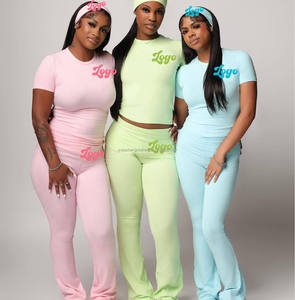 Conjunto de camiseta personalizada para chicas altas y pantalones acampanados plegables, ropa de descanso para mujer, conjunto de dos piezas de alta calidad, ropa de mujer - Product Image 1