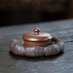Porta Incienso de Loto, Arcilla Púrpura, Adorno para Ceremonia del Té, Uso Religioso, Dehua - Product Image 4