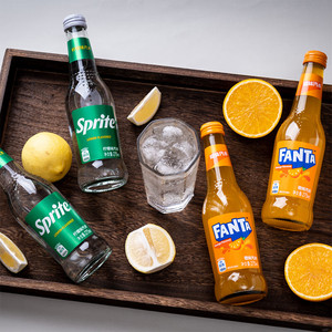 Boissons gazeuses Coca-Cola <span class=keywords><strong>Fanta</strong></span>, soda à l'<span class=keywords><strong>orange</strong></span> classique, <span class=keywords><strong>bouteille</strong></span> en verre, boisson gazeuse <span class=keywords><strong>Fanta</strong></span>, 275 ml - Product Image 2