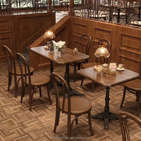 Chaise de salle à manger en bois de rotin rétro Offre Spéciale Zone de négociation commerciale Restaurant Café Table et chaises en bois massif Meubles