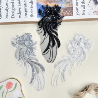 Applique en tissu brodé de sequins et de perles sur base en maille pour la décoration de robes de soirée et de danse et les accessoires de couture DIY