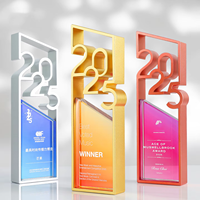 2025 Design créatif Trophée en cristal de métal haut de gamme sur mesure Championnat élégant Prix de la réunion annuelle Nouvelle médaille Personnalisation