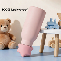 Bouteille d'eau pour enfants de 350 ml en gros avec couvercle en forme d'étoile et housse en silicone, double paroi en acier pour l'extérieur