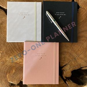 Tùy Chỉnh Dây Màu Hồng Vải Lanh Vải Ràng Buộc Giấu Ẩn Xoắn Ốc Vàng O-Ràng Buộc Cuộn Dây Máy Tính Xách Tay Liên Hệ Mật Khẩu Cuốn Sách - Product Image 4