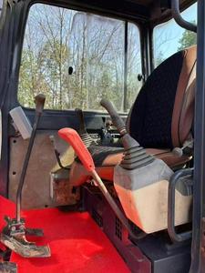 Excavatrice sur chenilles d'occasion Doosan DH60-7 6 tonnes, modèle 2022, faible nombre d'heures, bien entretenue, certifiée CE, moteur et pompe inclus. - Product Image 6