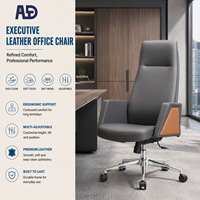 Chaise de bureau de direction de luxe à dossier haut en cuir PU, ergonomique, avec base et roulettes en aluminium