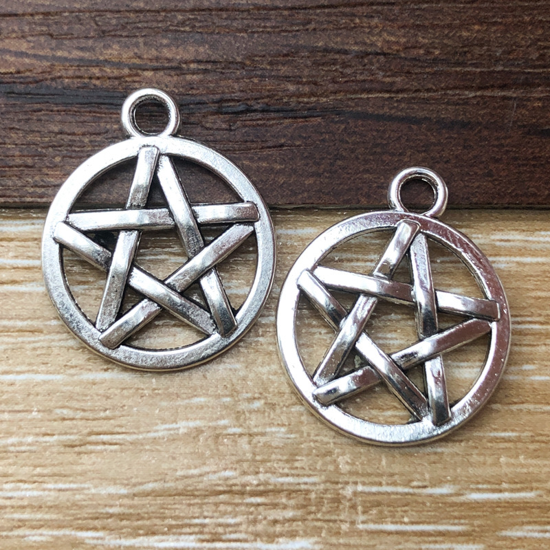 Une étoile à cinq branches, 16*20 mm, 1,2 g, 4085 g