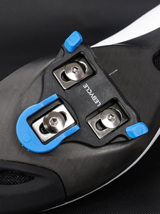 Pédale auto-bloquante LEBYCLE pour vélos de route, construction métallique, ajustement universel, design durable et antidérapant - Product Image 3