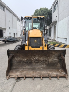Chargeuse-pelleteuse JCB 3CX 4CX à bas prix Chargeuse sur pneus d'occasion de bonne performance avec composant de moteur principal à vendre - Product Image 2