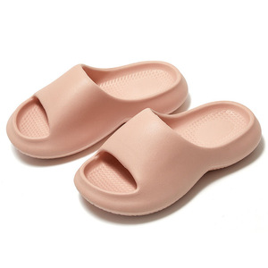 Nuevo corredor de espuma de color para mujer, tobogán rosa, zapatos de agua para playa, calzado de verano unisex para hombre - Product Image 3