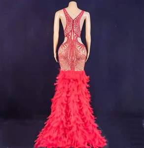 Abito lungo con piume di strass rosso di lusso per le donne eleganti per la notte di nozze abiti <span class=keywords><strong>da</strong></span> <span class=keywords><strong>regina</strong></span> di compleanno senza maniche - Product Image 3