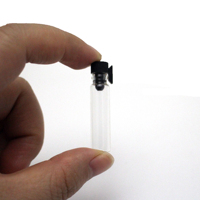 Flacon testeur de parfum en verre en bâton de 1ml 2ml Petit flacon testeur d'arôme en verre tubulaire avec bougie d'allumage en stock