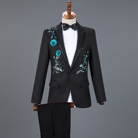 Costume homme 2 pièces de luxe grande taille, jacquard brodé et pailleté, coupe ajustée, veste à col en V à simple boutonnage et pantalon avec fermeture éclair