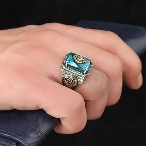 ZhuQian Großhandel Legierung <span class=keywords><strong>Retro</strong></span> Princess Cut Grüner Zirkon Ringe Herren Hip Hop Mode Handgefertigter Versilberter Punk <span class=keywords><strong>Ring</strong></span> Schmuck - Product Image 3