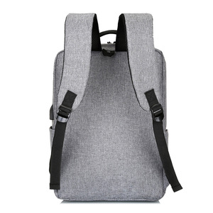 Mochila para Portátil Impermeable con Diseño de Logotipo Personalizado 2025, de Poliéster, para <span class=keywords><strong>Viajes</strong></span> de Negocios, Uso en Múltiples Empresas, con Puerto USB - Product Image 3