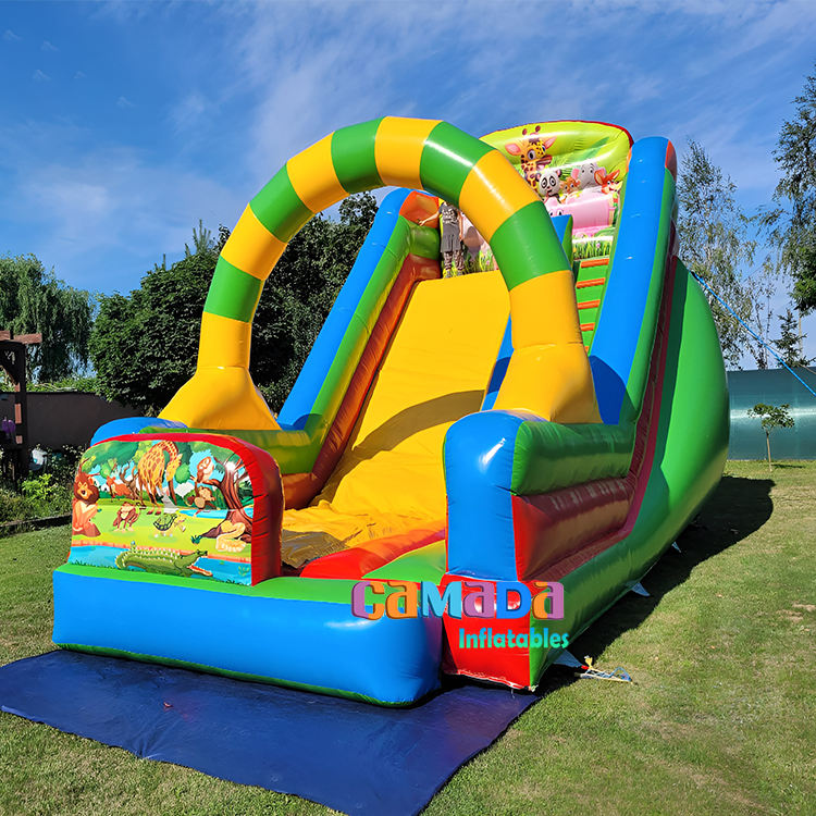 มีสีสัน