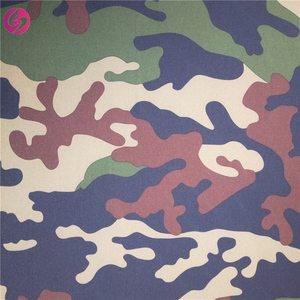 Bán buôn Polyester TPU ngoại quan không thấm nước thoáng khí mềm Vỏ 4 cách căng <span class=keywords><strong>Camo</strong></span> in 3 lớp <span class=keywords><strong>softshell</strong></span> Áo khoác vải - Product Image 6