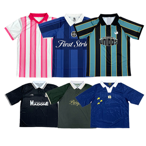 Camiseta de Fútbol Americano Premium, 180 GSM, Poliéster de Secado Rápido, Franja en el Manga, Logotipo Personalizado, Nombre y Número - Product Image 1