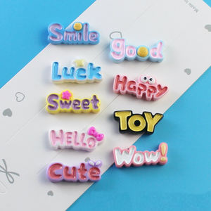 Offre Spéciale couleur brillante bébé mignon résine amour chanceux bon bonjour mots pour pince à cheveux décoration crème colle accessoires - Product Image 1