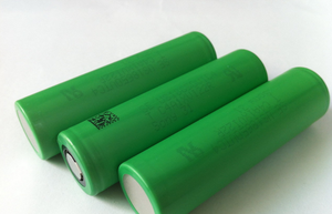 อัตราการคายประจุ 15A แบตเตอรี่ลิเธียมไอออน 18650 <span class=keywords><strong>3</strong></span>.6V 3000mAh แบตเตอรี่ลิเธียมไอออนแบบชาร์จได้ <span class=keywords><strong>3</strong></span>.6V 3000mAh 18650VT6 - Product Image 3