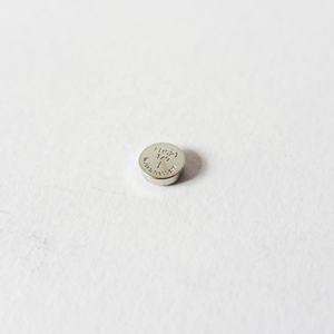 แบตเตอรี่อัลคาไลน์คุณภาพดี 1.5V LR521 แบบกระดุม AG0 สำหรับนาฬิกา รถยนต์ เครื่องคิดเลข ของเล่น - Product Image 2