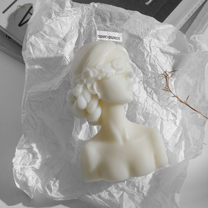 <span class=keywords><strong>Bougie</strong></span> d'aromathérapie fille flamboyante et les yeux bandés Style de fille exquisteHandmadeDIYAroma <span class=keywords><strong>Bougie</strong></span> de Noël - Product Image 4