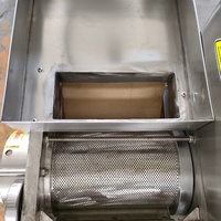 Machine industrielle de séparation de la viande de poisson en acier inoxydable, équipement de dépeçage et de désossage du poisson pour la transformation des filets de poisson