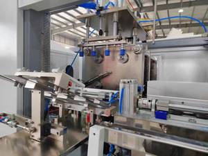 4 sâu răng <span class=keywords><strong>1.5L</strong></span> tái chế Polyester STAPLE sợi giấy chai hoàn toàn tự động nước vật nuôi chai nhựa Máy làm - Product Image 6