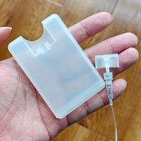 Botol Semprot Bentuk Kartu Kredit 20ml, Atomizer Plastik Portable dengan Semprotan Halus untuk Alkohol, Parfum, dan Perjalanan