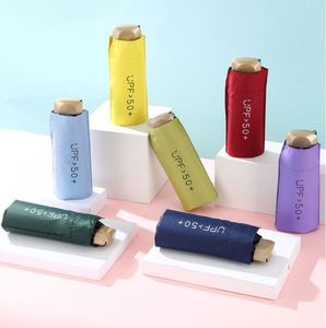 Paraguas Plegable Mini UV de 5 Pliegues con Logotipo Personalizado Multicolor, Pequeño, para Sol y Lluvia, para Exteriores - Product Image 1