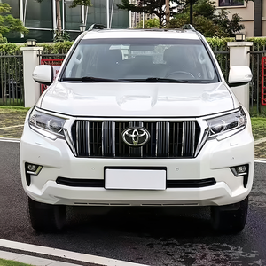 سيارة TOYOTA PRADO بطلاء المصنع الأصلي - سيارة بنزين بأفضل صفقة في السوق، مقود على اليسار - Product Image 1