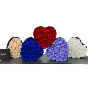 Roses stabilisées éternelles personnalisées avec logo dans une boîte ronde, carrée ou en forme de cœur - Product Image 4