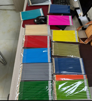 Crayons d'école personnalisés 12 pièces jaune hexagonal en bois HB crayon ensemble boîte gomme écriture dessin papeterie pour les étudiants