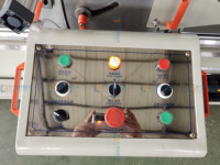 Scie à double tête en aluminium de haute qualité, machine de découpe de profilé en aluminium, machine de fenêtre à double onglet