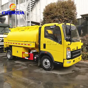 Howo Nieuwe 5 Ton Olie Brandstoftank Vrachtwagens 10 Ton Capaciteit 5000 Liter Brandstoftank
