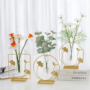 Cornice in metallo nordico dorato ferro battuto trasparente Mini vetro decorazione domestica moderna vaso vasi in metallo Decor