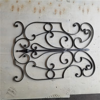 Éléments de portail en fer forgé, élément forgé pour garde-corps de fenêtre ou décoration de clôture en fer forgé